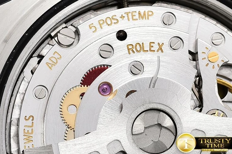 1214 Efficient R2DJ0200C – DJ2 41mm 630